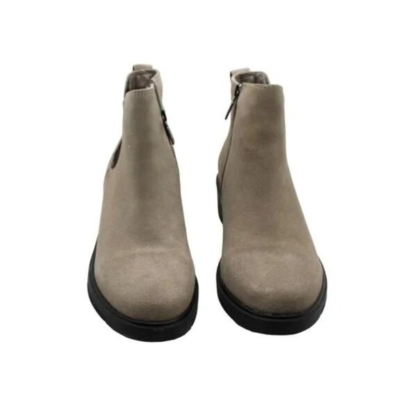 Aqua College - Picture 2 of 8